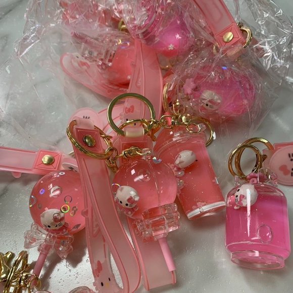 Mystery Bag with novelty accessories and jewelry - Picture 7 of 7